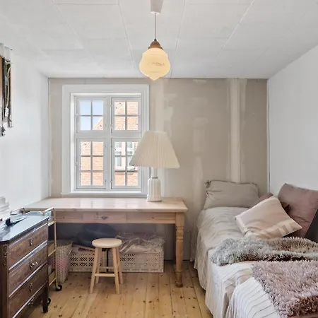 3 Bedroom Awesome In * Bandholm